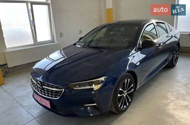Лифтбек Opel Insignia 2020 в 