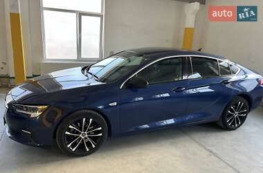 Лифтбек Opel Insignia 2020 в Золочеве
