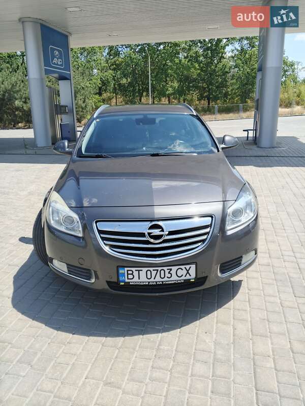 Універсал Opel Insignia 2009 в Миколаєві