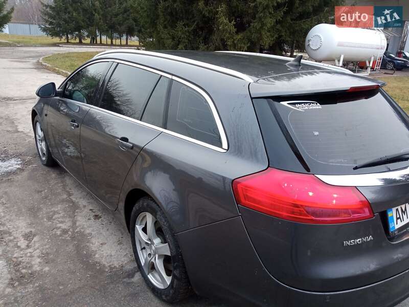 Універсал Opel Insignia 2010 в Бердичеві