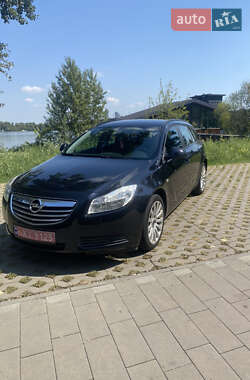 Универсал Opel Insignia 2009 в Киеве