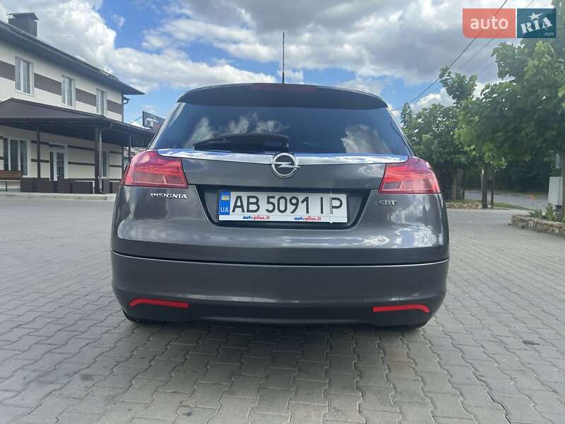 Універсал Opel Insignia 2011 в Могилів-Подільському