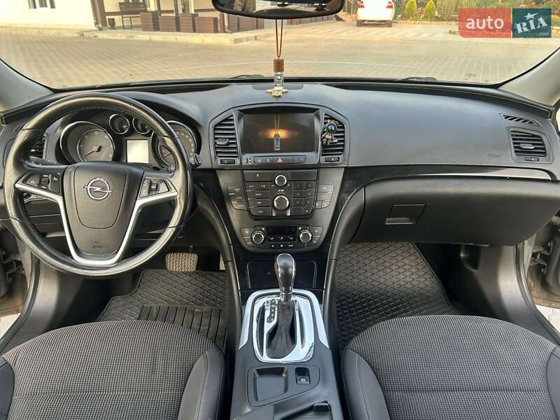 Універсал Opel Insignia 2011 в Могилів-Подільському