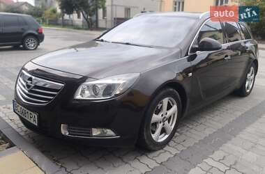 Универсал Opel Insignia 2011 в Жовкве