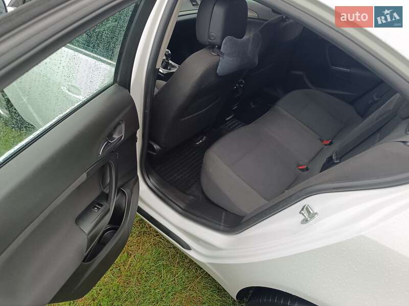 Лифтбек Opel Insignia 2013 в Луцке