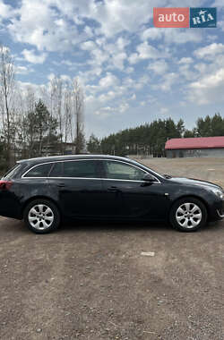 Седан Opel Insignia 2014 в 