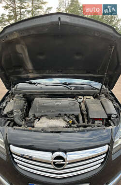 Седан Opel Insignia 2014 в 