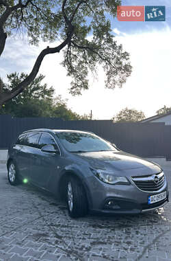 Універсал Opel Insignia 2015 в Луцьку