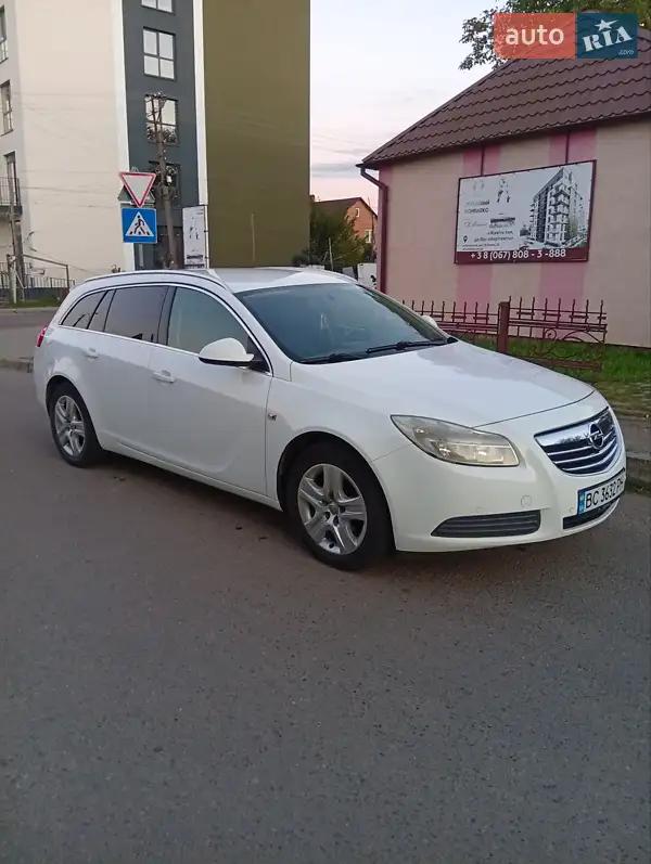 Opel Insignia 2010