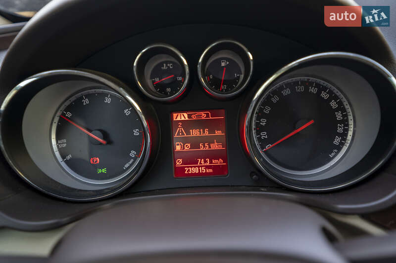 Универсал Opel Insignia 2012 в Киеве фото 22 Универсал Opel Insignia 2012 в Киеве