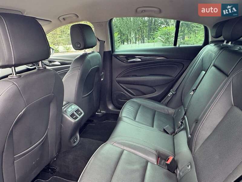 Лифтбек Opel Insignia 2017 в Николаеве