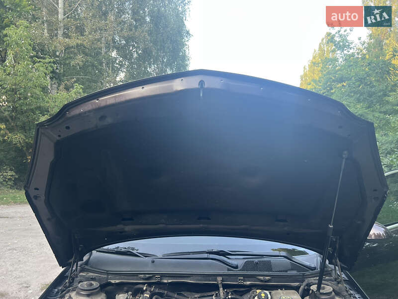 Седан Opel Insignia 2012 в Прилуках