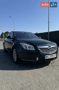 Универсал Opel Insignia 2010 в Львове