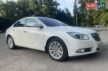 Седан Opel Insignia 2013 в Сумах