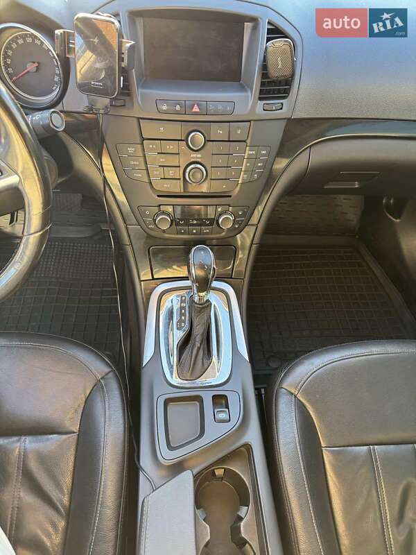 Седан Opel Insignia 2013 в Киеве фото 9 Седан Opel Insignia 2013 в Киеве