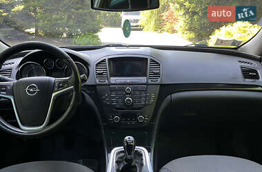 Універсал Opel Insignia 2010 в 