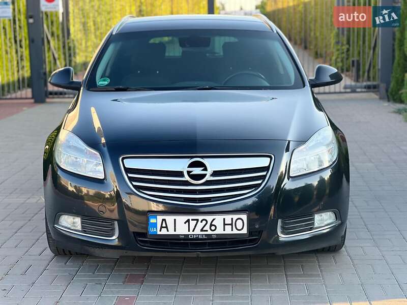 Універсал Opel Insignia 2011 в 