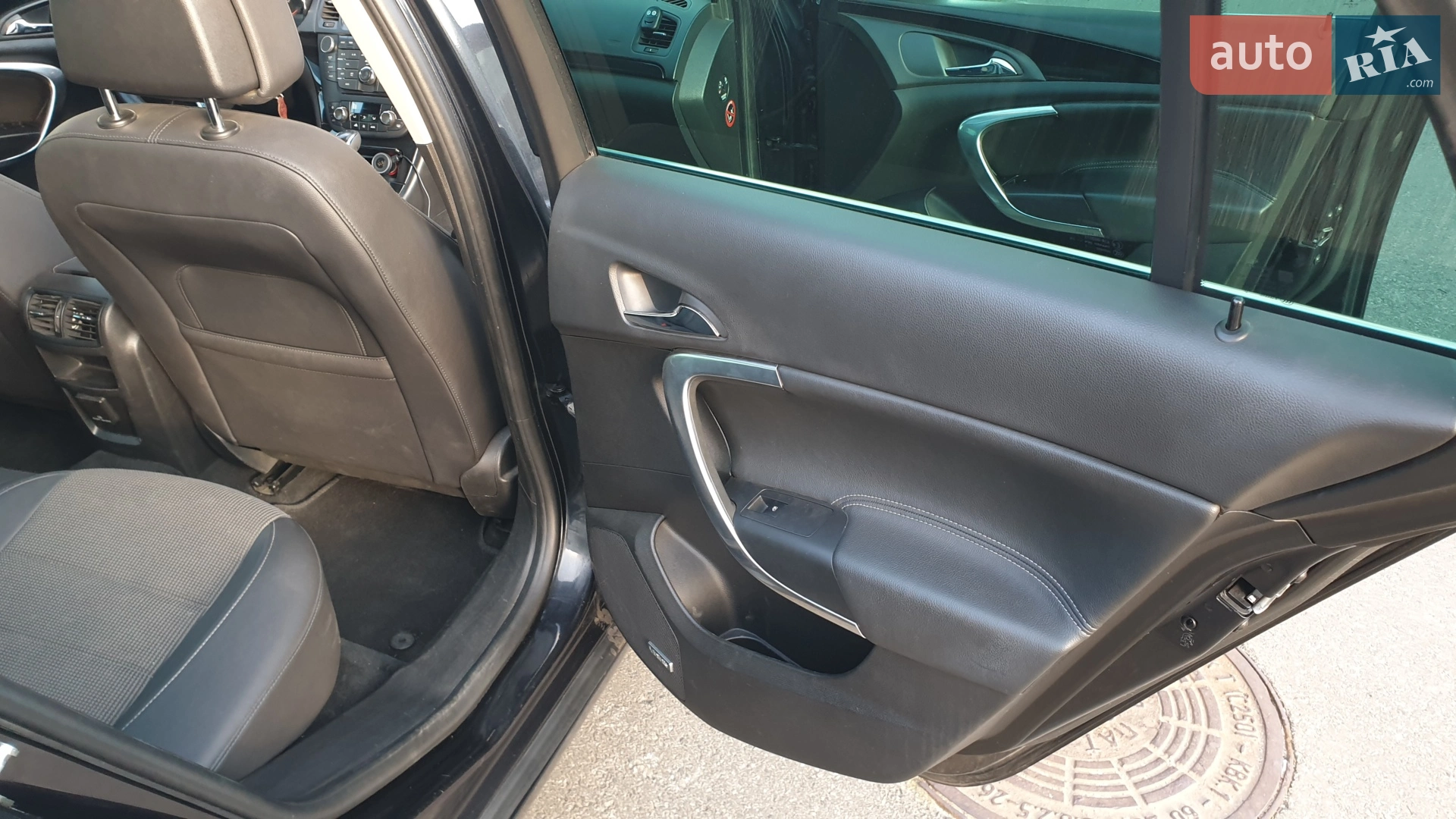 2011 Opel Insignia - мініатюра 12