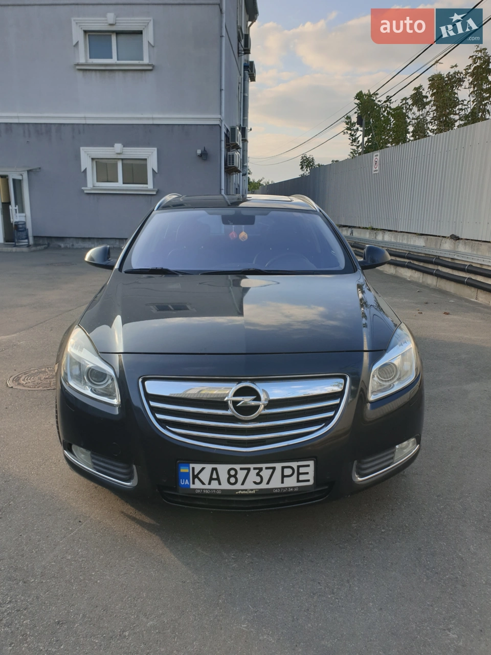2010 Opel Insignia - мініатюра 16
