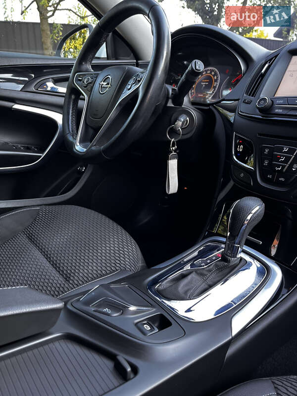 Универсал Opel Insignia 2014 в Черновцах