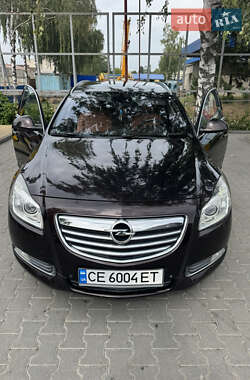 Седан Opel Insignia 2011 в Чернівцях