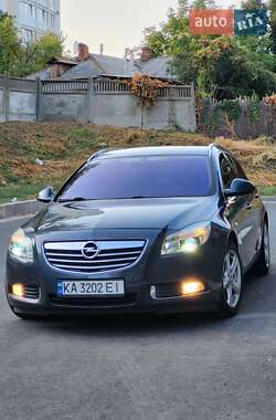 Универсал Opel Insignia 2010 в Чернигове