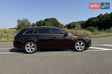 Универсал Opel Insignia 2014 в 