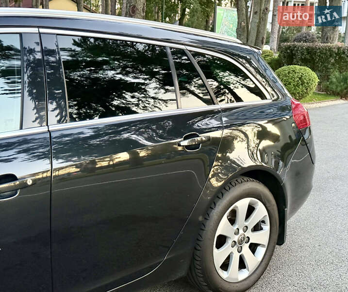 Универсал Opel Insignia 2010 в Харькове