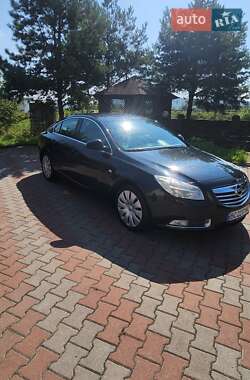 Седан Opel Insignia 2011 в Самборі