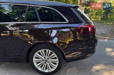 Универсал Opel Insignia 2014 в 