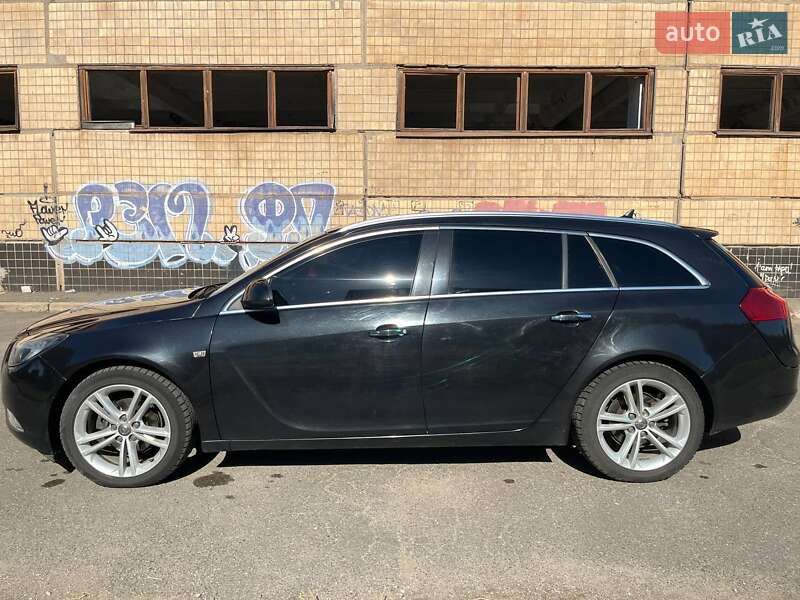 Универсал Opel Insignia 2011 в Кривом Роге