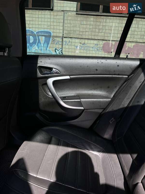 Универсал Opel Insignia 2011 в Кривом Роге