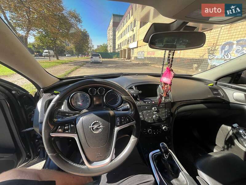 Универсал Opel Insignia 2011 в Кривом Роге