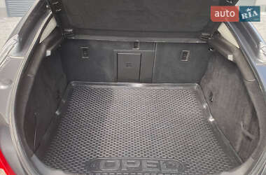 Седан Opel Insignia 2010 в 