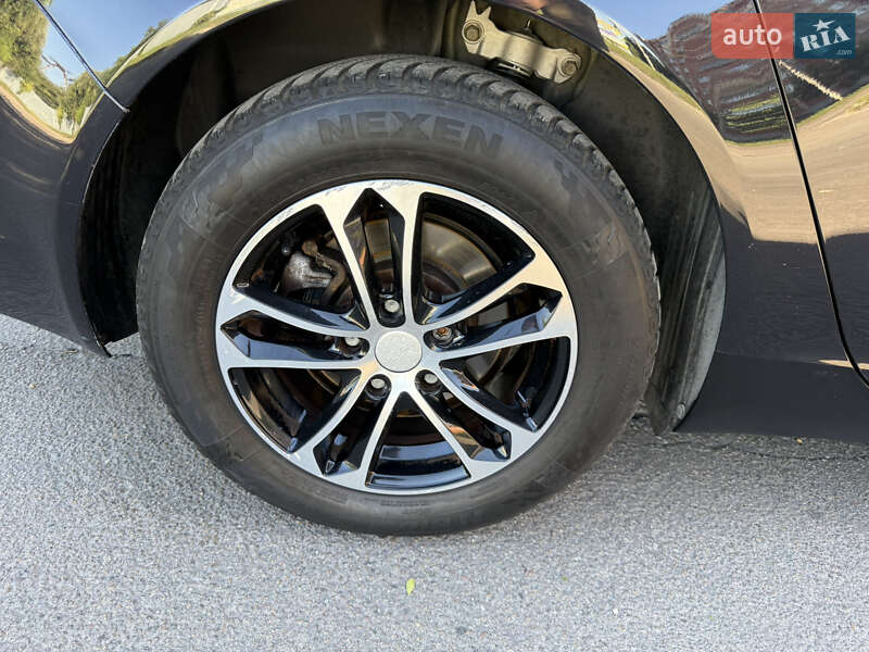 Седан Opel Insignia 2009 в Борисполе