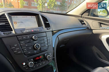 Универсал Opel Insignia 2009 в 
