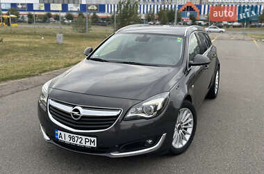 Универсал Opel Insignia 2015 в 