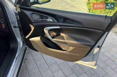 Универсал Opel Insignia 2014 в 