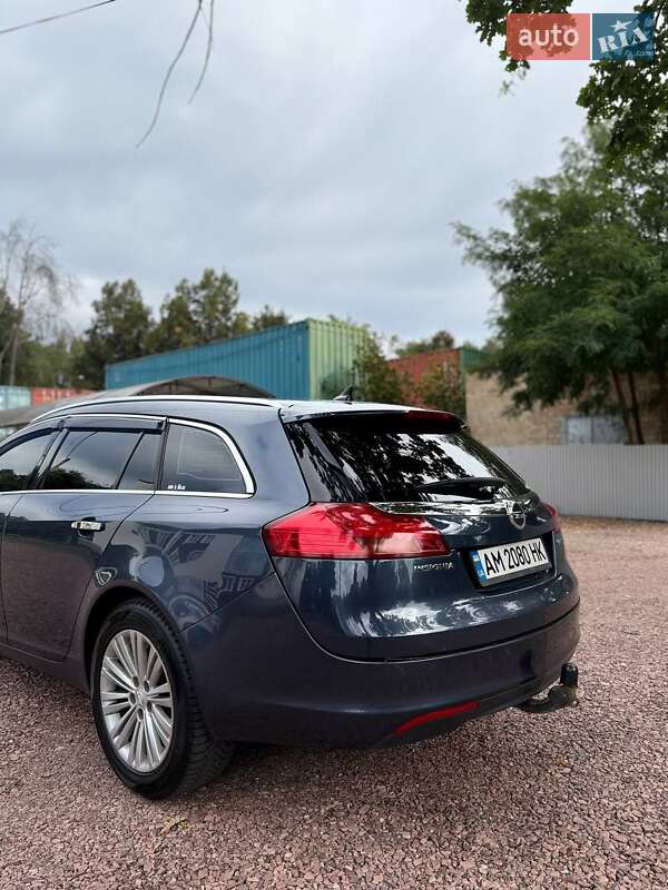 Универсал Opel Insignia 2009 в Ирпене