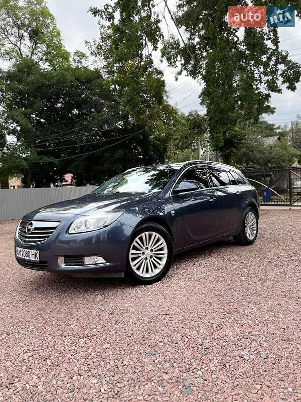 Универсал Opel Insignia 2009 в Ирпене