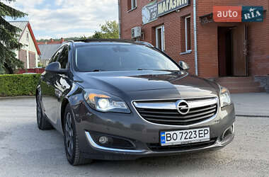 Универсал Opel Insignia 2015 в 