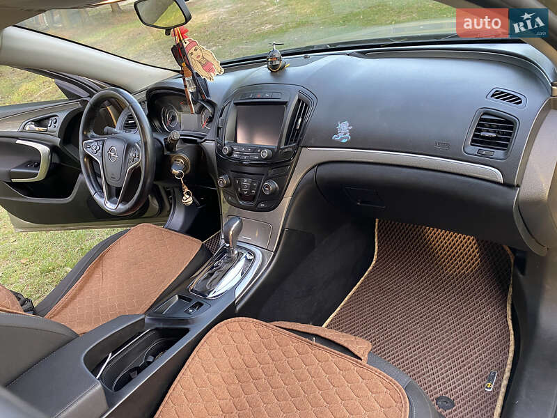 Универсал Opel Insignia 2016 в Ратным