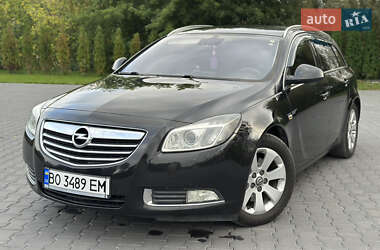 Універсал Opel Insignia 2011 в Зборові