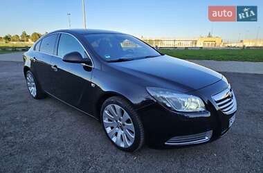Седан Opel Insignia 2009 в 