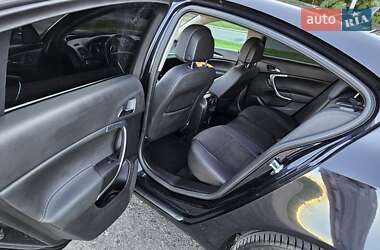 Седан Opel Insignia 2009 в 