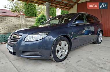 Універсал Opel Insignia 2010 в Івано-Франківську