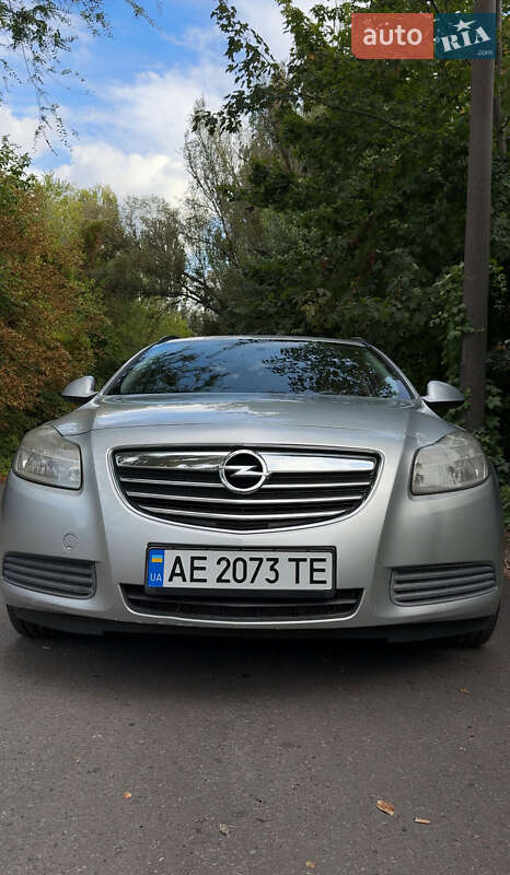 Універсал Opel Insignia 2011 в Дніпрі
