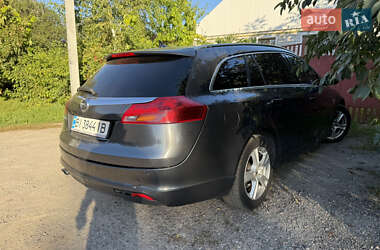 Универсал Opel Insignia 2011 в 