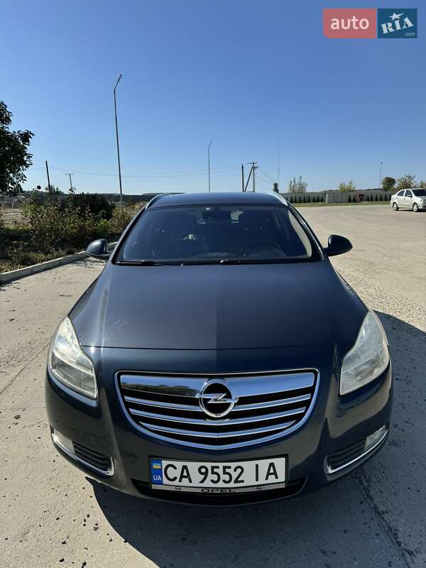 Opel Insignia 2011