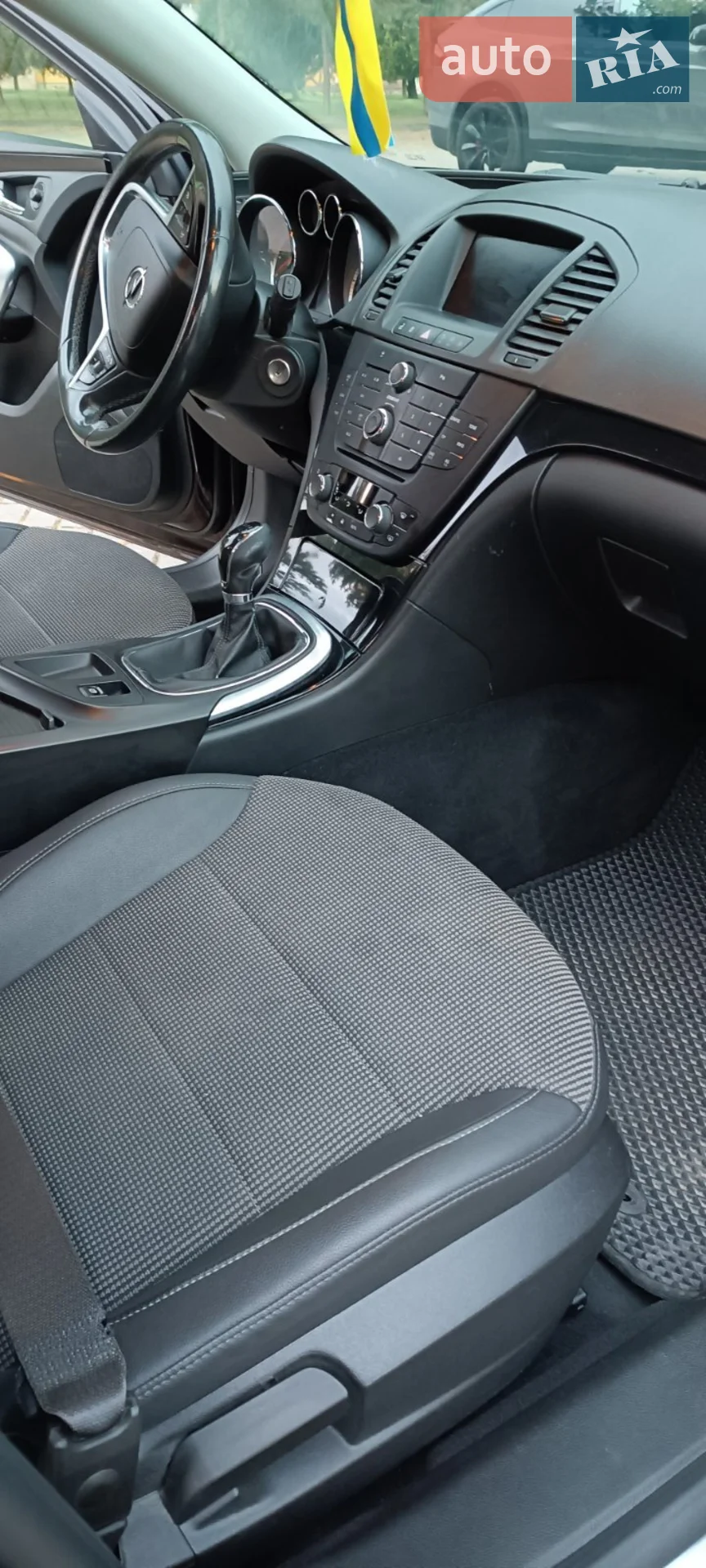 2010 Opel Insignia - мініатюра 10